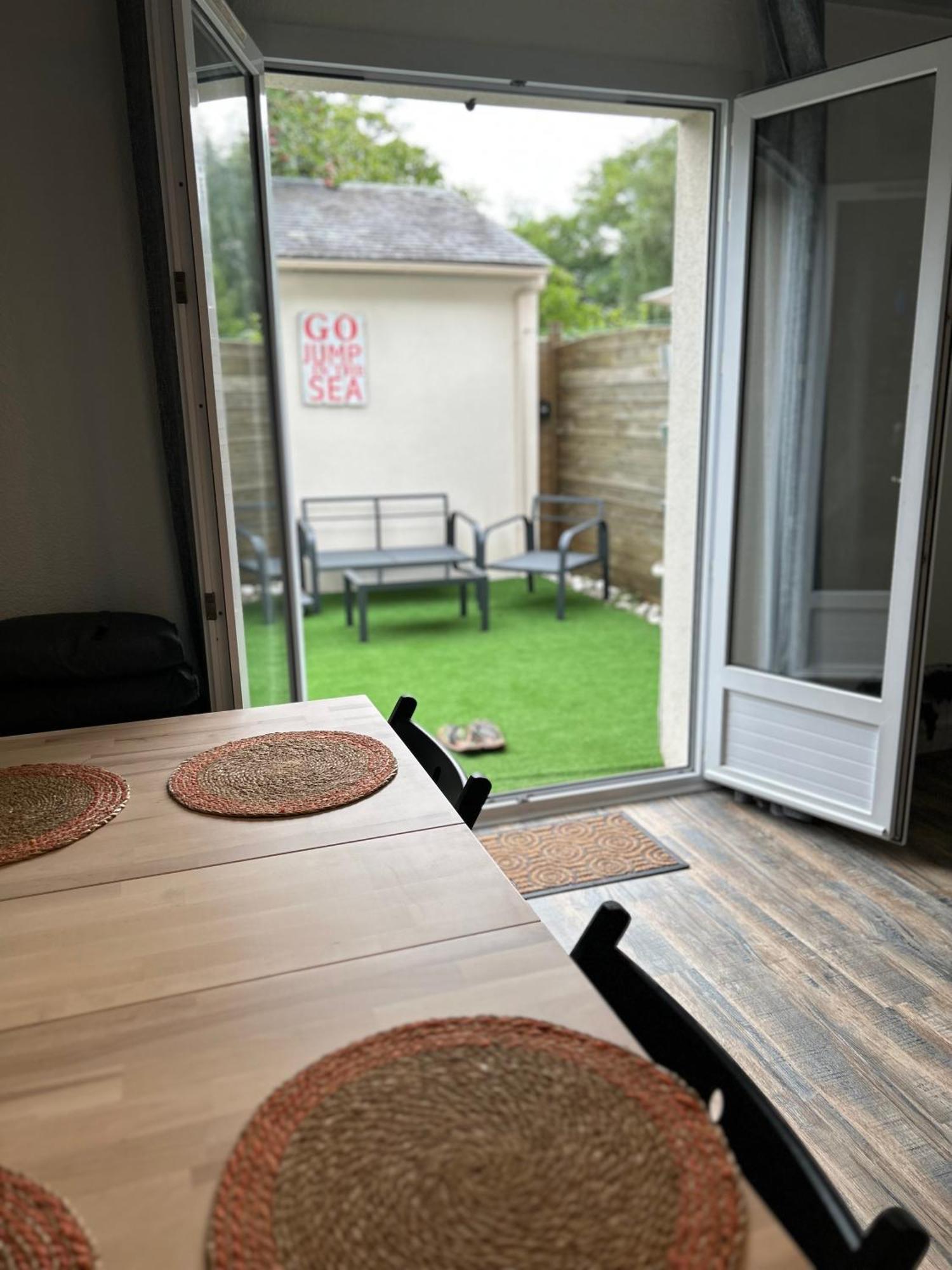 פורנישי Villa En Bord De Mer מראה חיצוני תמונה